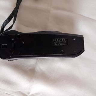 Cámara Minolta Riva Zoom 105EX Negra