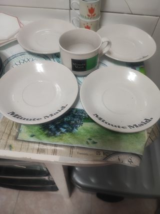 Tazas de cerámica con diseño floral