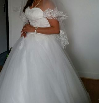 Vestido de Novia Largo corte princesa con bordados