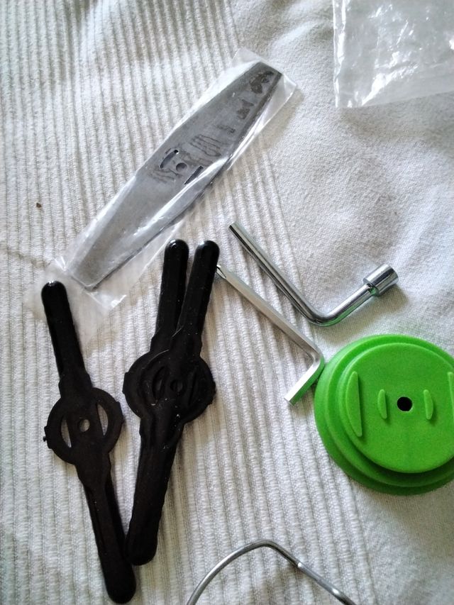 Decespugliatore a batteria verde Leggi bene