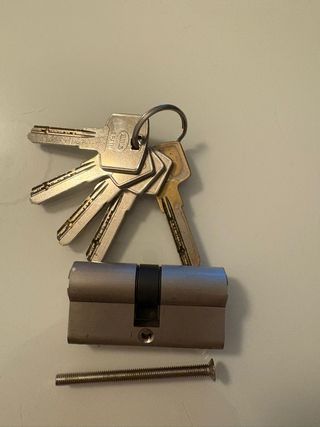 Cerradura de seguridad para puerta