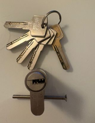 Cerradura de seguridad para puerta