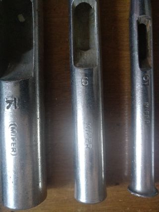 Sacabocados de cuero