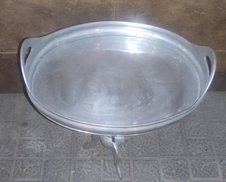 Mesita auxiliar vintage de metal