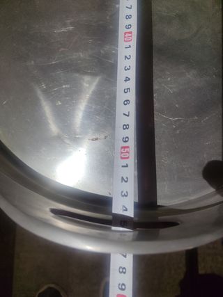 Mesita auxiliar vintage de metal