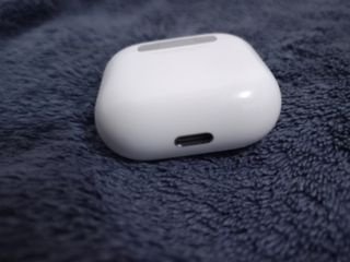 Airpods 4