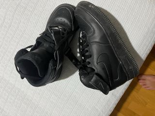 Nike Air Force 1 High Negras