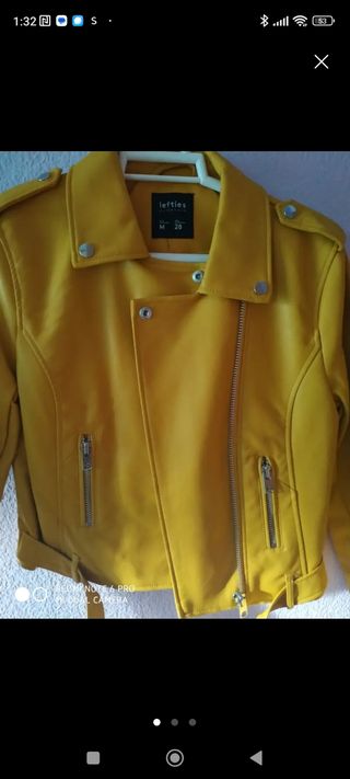 Cazadora polipiel amarilla Lefties Talla M