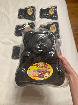 Molde para tarta en forma de osito negro