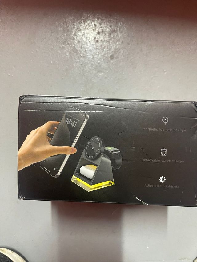 Cargador Inalámbrico Magnético 3 en 1