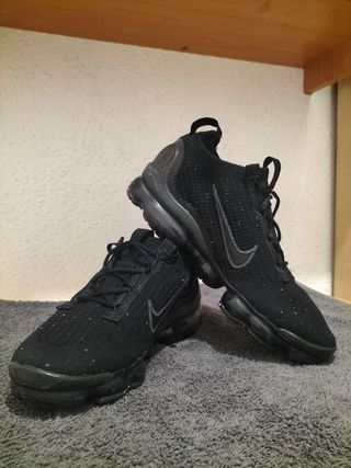 Nike Dunk Low Anthracite & Vapormax FK Triple Blac