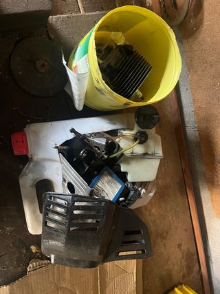 Desbrozadora Anova D52BA