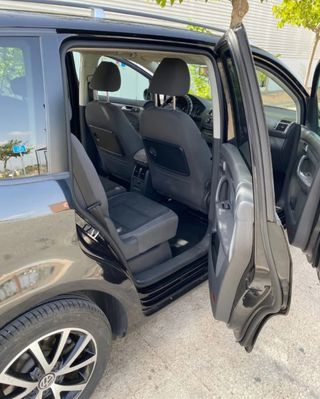 Volkswagen Touran 2011