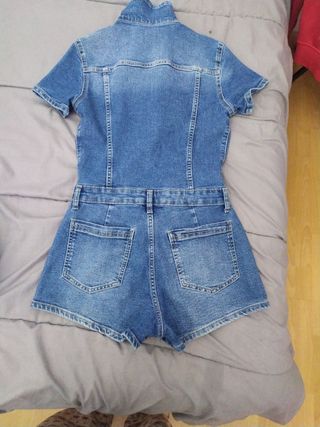 Mono corto vaquero Bershka Talla XS