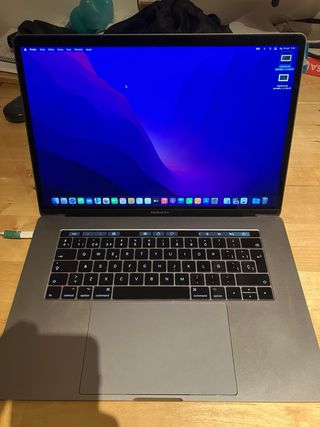 MacBook Pro 15 Gris Espacial 2016