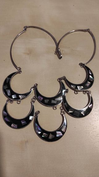 Collar Luna con Incrustaciones