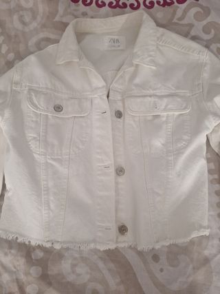 Cazadora vaquera niña Zara blanca Talla 11 12 años