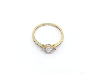 anillo oro 18k con piedra con circonita