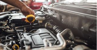 Pulido de faros y mecánica rápida.