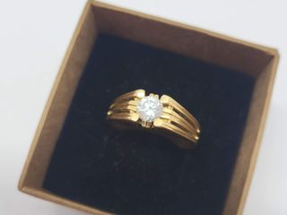 anillo oro 18k con piedra