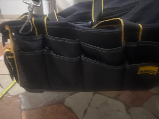 Borsone porta attrezzi DeWalt nero e giallo