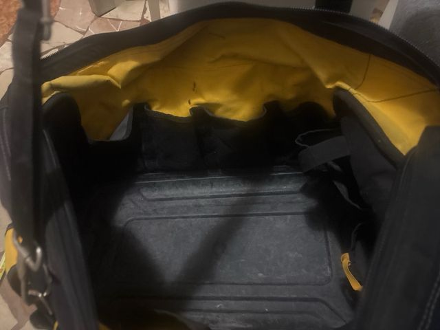 Borsone porta attrezzi DeWalt nero e giallo