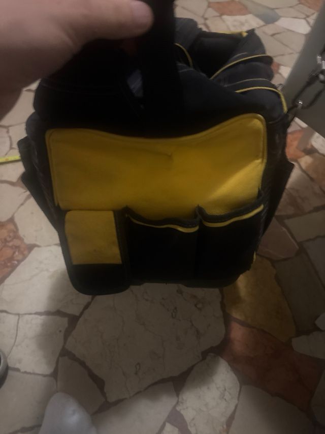 Borsone porta attrezzi DeWalt nero e giallo