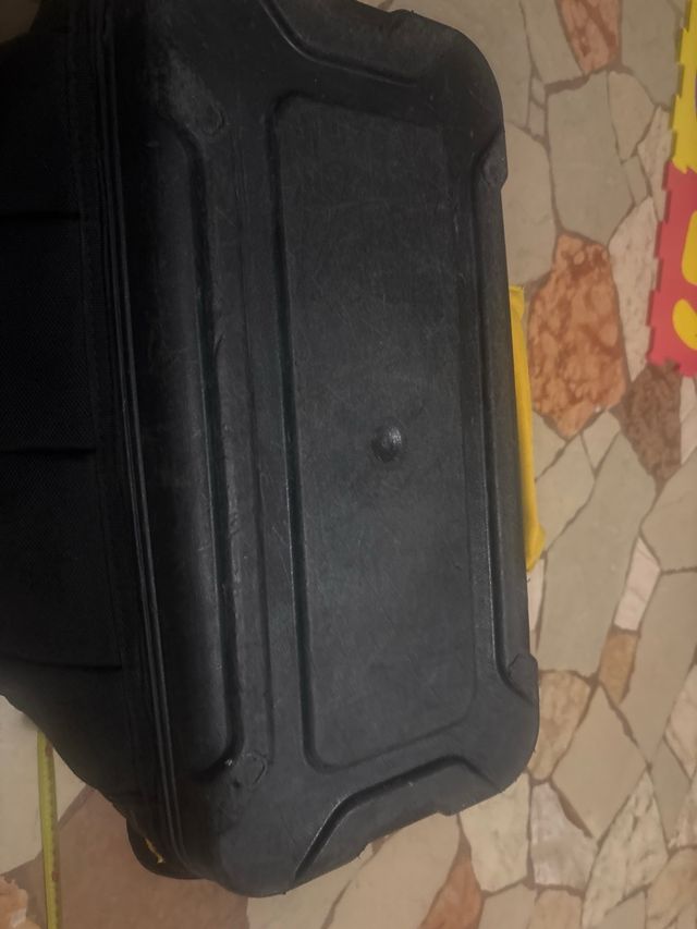 Borsone porta attrezzi DeWalt nero e giallo