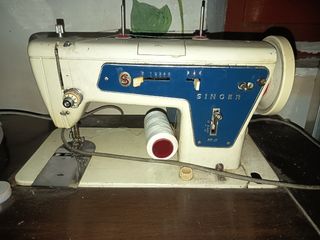 Máquina de coser Singer