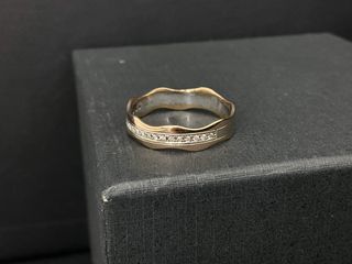 anillo oro 18k con piedra con diamante t. 15 (17,52 mm)