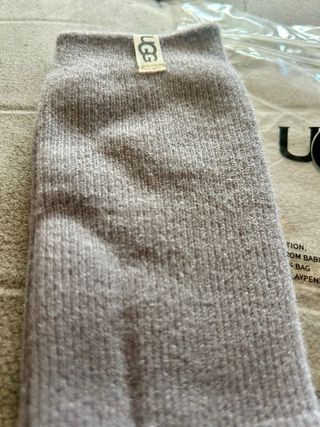 Calcetines UGG grises 36-40.