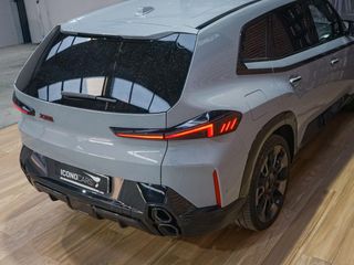 BMW XM XM 550 kW (748 CV) Label Red