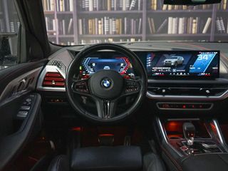 BMW XM XM 550 kW (748 CV) Label Red