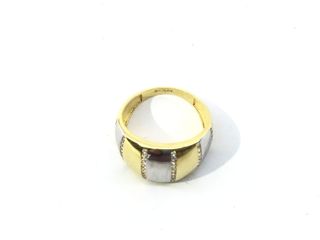 anillo oro 18k con piedra con circonita