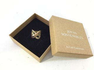 anillo oro 18k con piedra con circonita