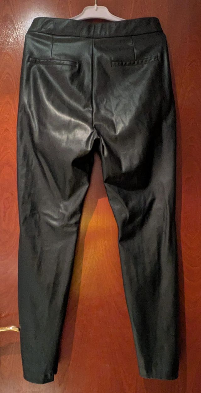 Pantaloni ZARA Effetto Pelle Nero
