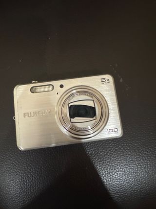 Fujifilm Finepix J150W Plata