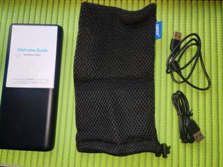 Powerbank Anker 26800 mAh + PowerBank Solare