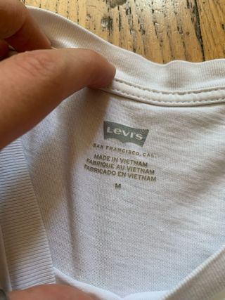 Lote 3 Camisetas Adidas y Levi's