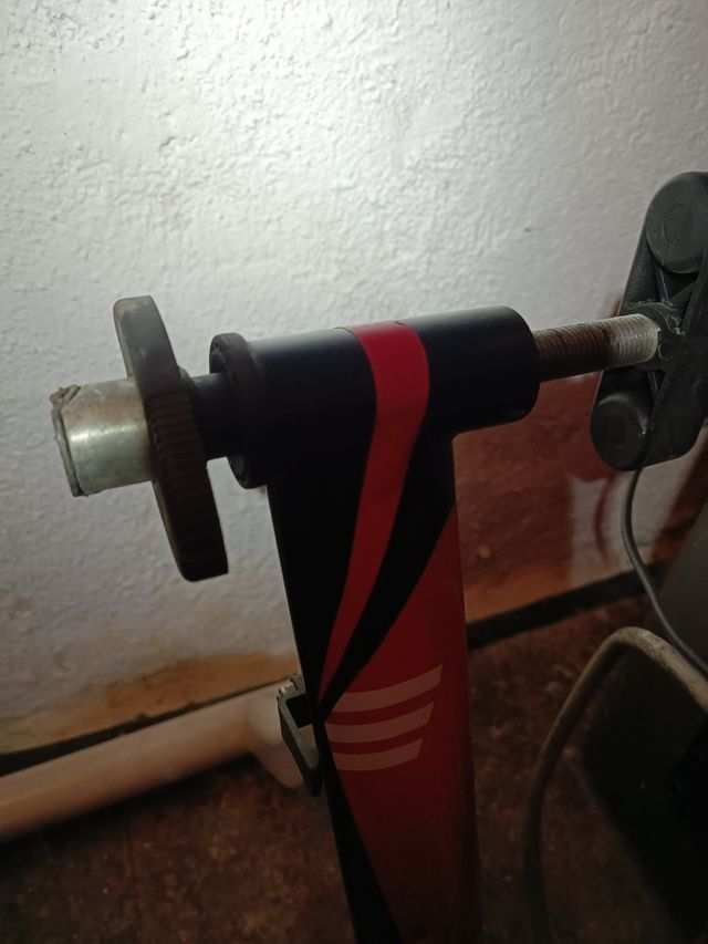 Rodillo de bici MAG Elite