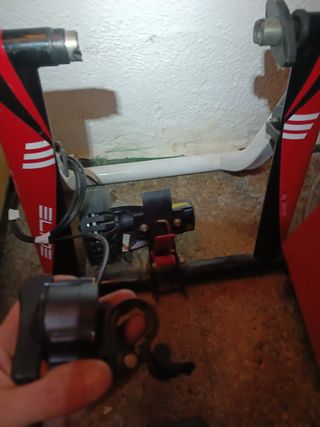 Rodillo de bici MAG Elite