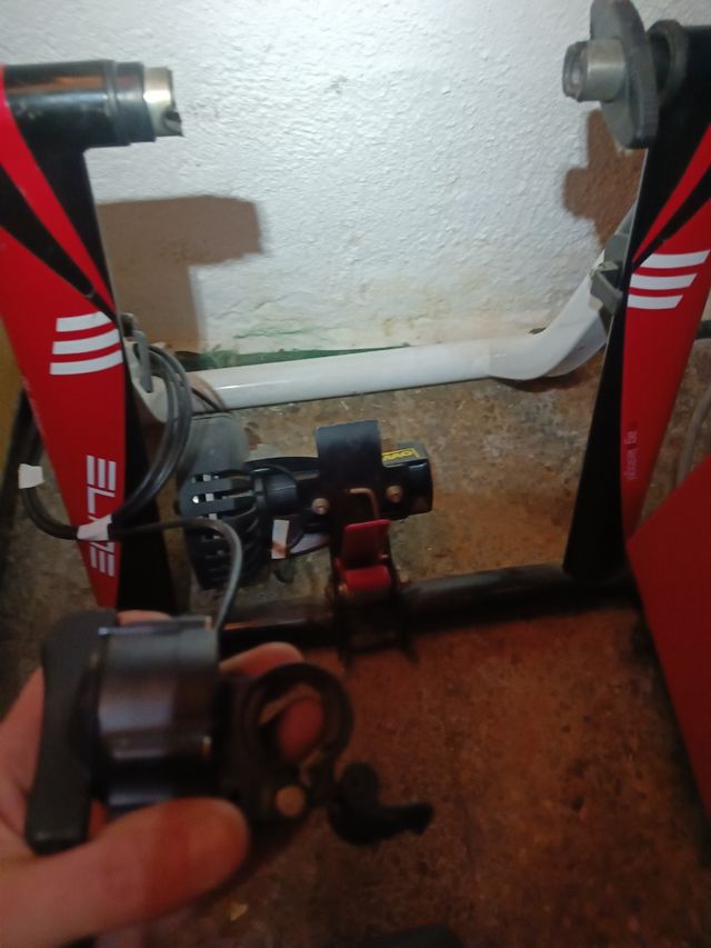 Rodillo de bici MAG Elite