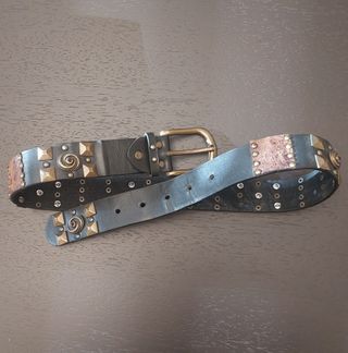 Cintura pelle vintage con borchie 85 cm