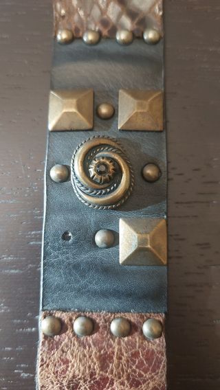 Cintura pelle vintage con borchie 85 cm