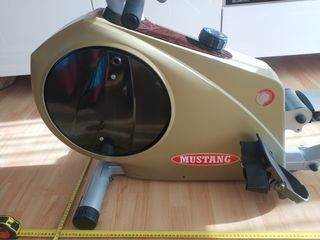 Máquina de remo y bici estática Mustang