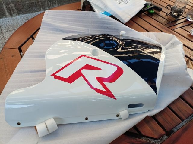 Suzuki GSX R 750 Carena dx