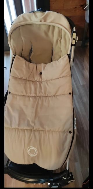 Silleta Bugaboo Bee y soporte extra.