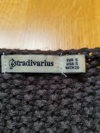 Chaleco pelo sintético gris Stradivarius