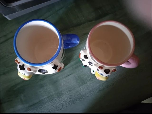 2 Tazas de Cerámica con Diseño de Vaca