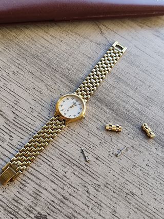 Reloj Racer Dorado con Caja Original